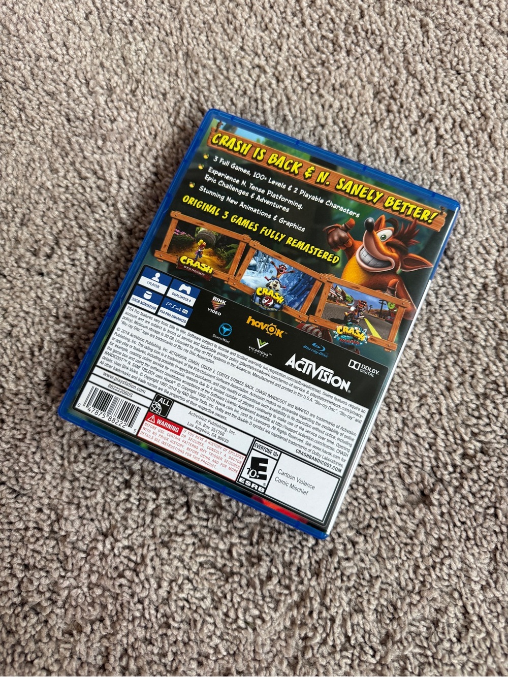 Crash Bandicoot N. Sane Trilogy PS4 - Blue Case play station video game - Picture 2 of 5